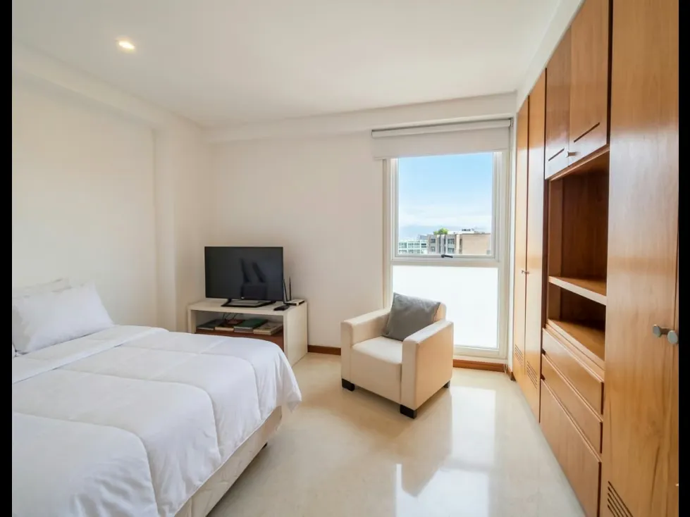Alquilo apartamento c/vista al Ávila 150m2 La Castellana 0426 - 14