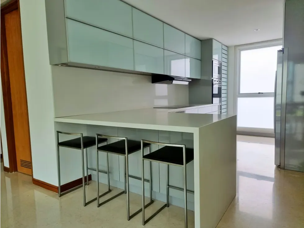 Alquilo apartamento c/vista al Ávila 150m2 La Castellana 0426 - 5