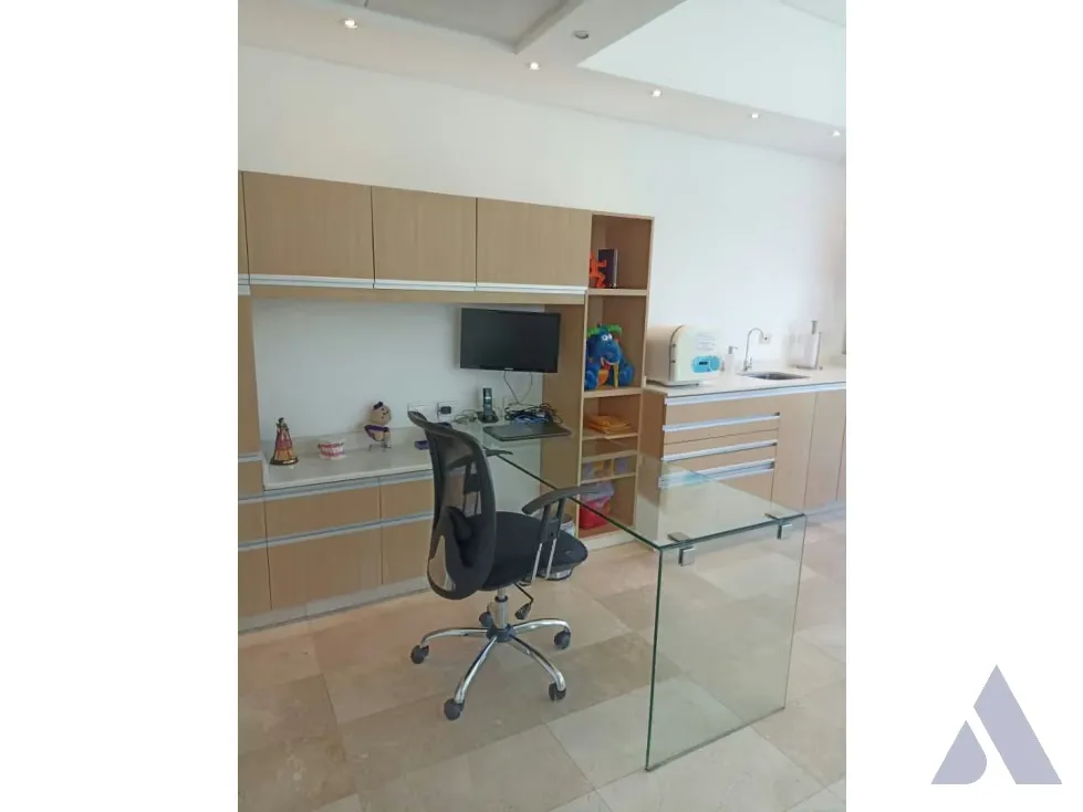 Se vende consultorio 118m2 La Trinidad 3405 - 6