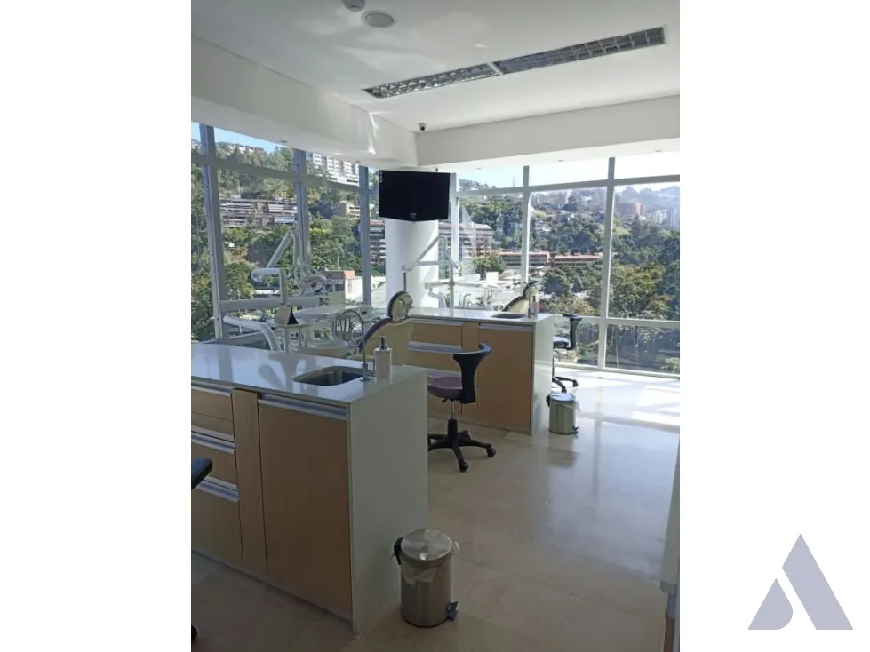 Se vende consultorio 118m2 La Trinidad 3405 - 9