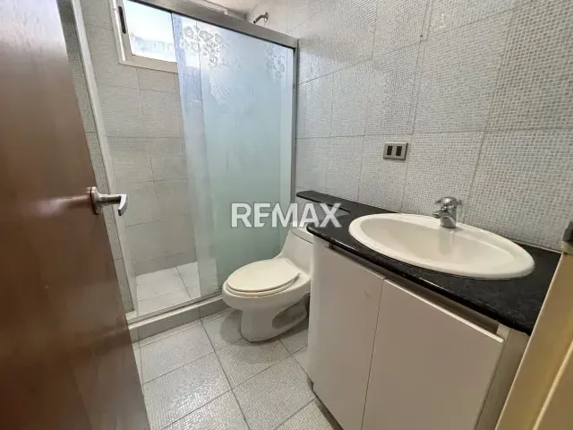 Se Alquila Apartamento en Edificio TerraNova Base Aragua - 11