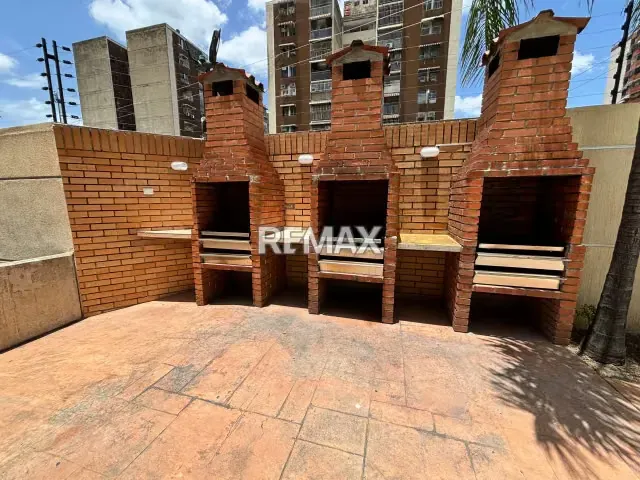 Se Alquila Apartamento en Edificio TerraNova Base Aragua - 16