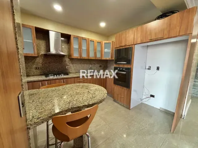 Se Alquila Apartamento en Edificio TerraNova Base Aragua - 3