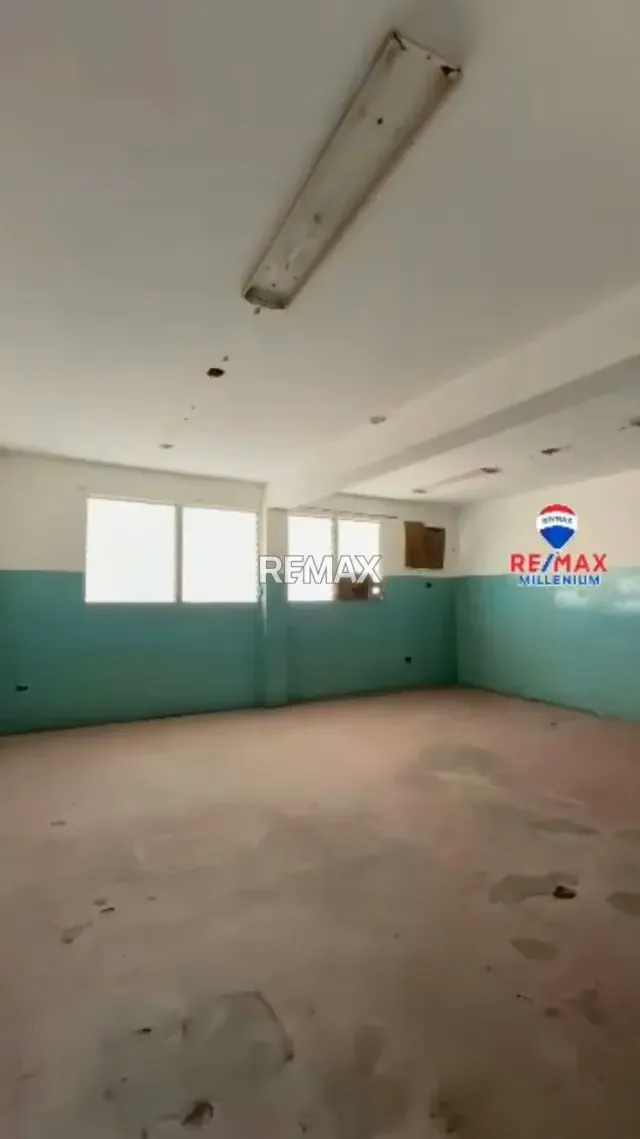 Se vende Edificio Comercial - 6