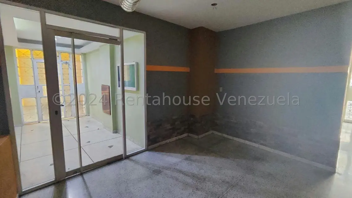 Apartamento (1 Nivel) en Venta en Centro, Aragua - 34
