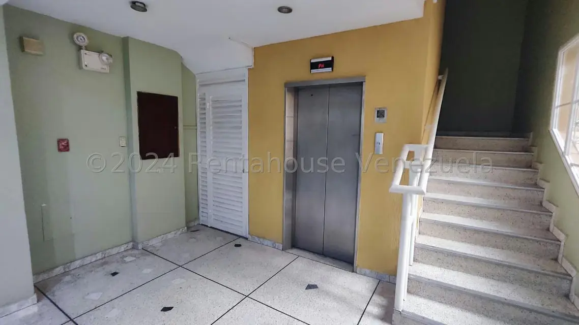 Apartamento (1 Nivel) en Venta en Centro, Aragua - 39