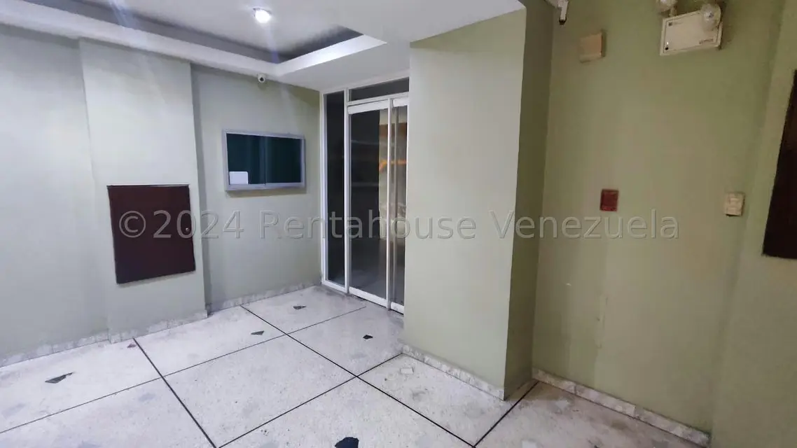 Apartamento (1 Nivel) en Venta en Centro, Aragua - 40