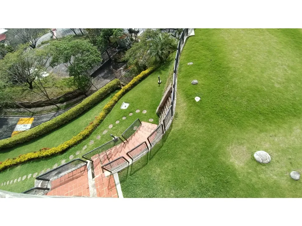 Se vende Ph 512m2 Colinas de Bello Monte 4643 - 27