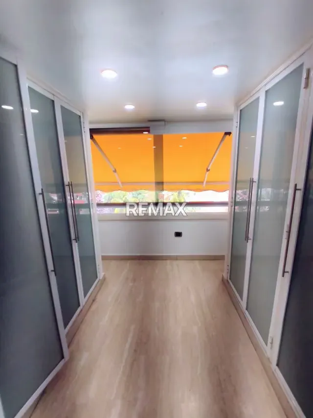 Venta de Apartamento en Mañongo Resid Residencias 2014 - 15