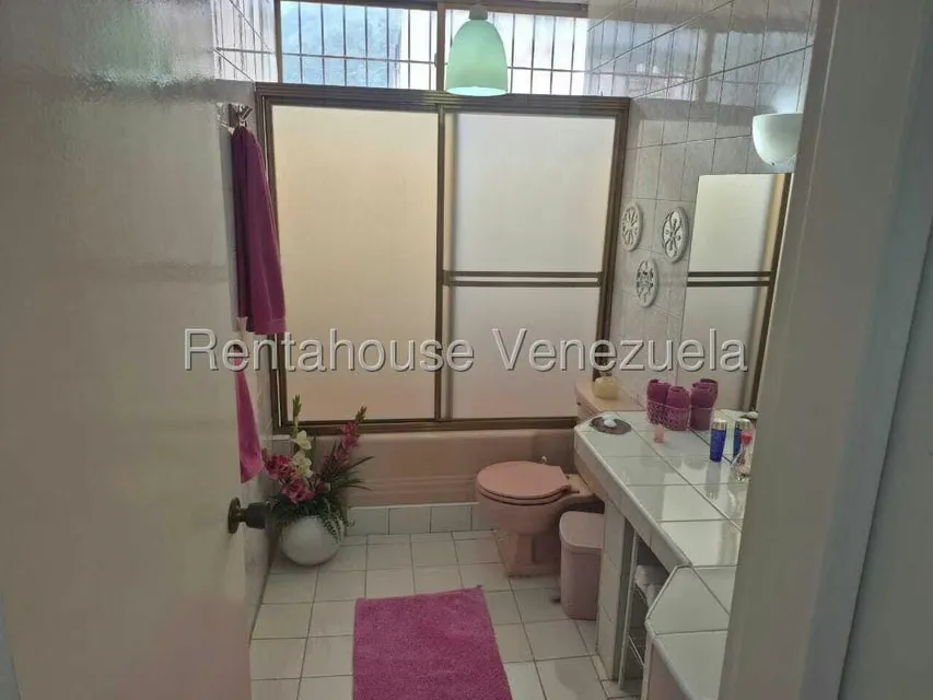 Apartamento (1 Nivel) en Venta en San Bernardino, Distrito Metropolitano - 16