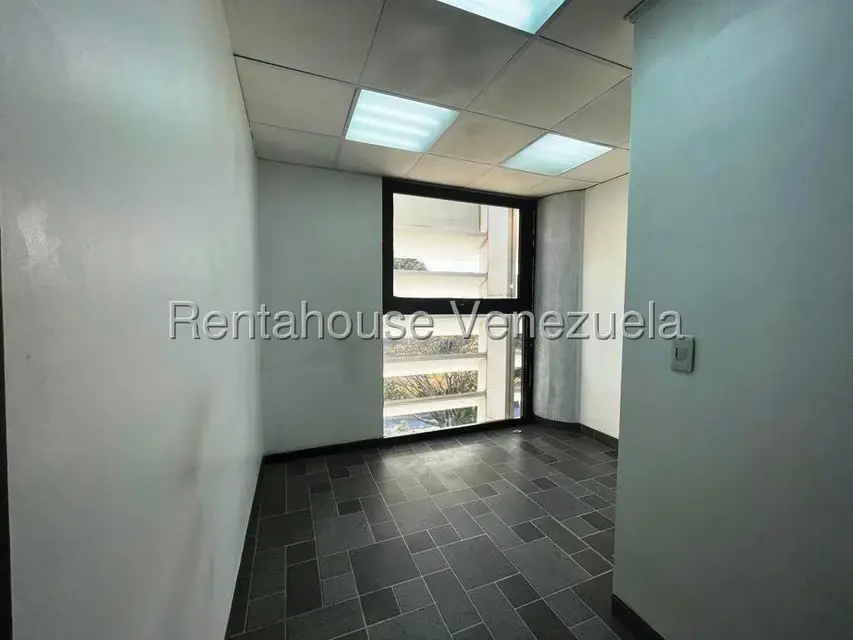 Oficina en Venta en Los Samanes, Distrito Metropolitano - 16