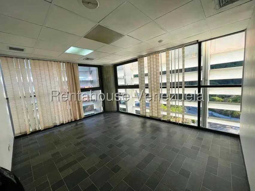 Oficina en Venta en Los Samanes, Distrito Metropolitano - 18