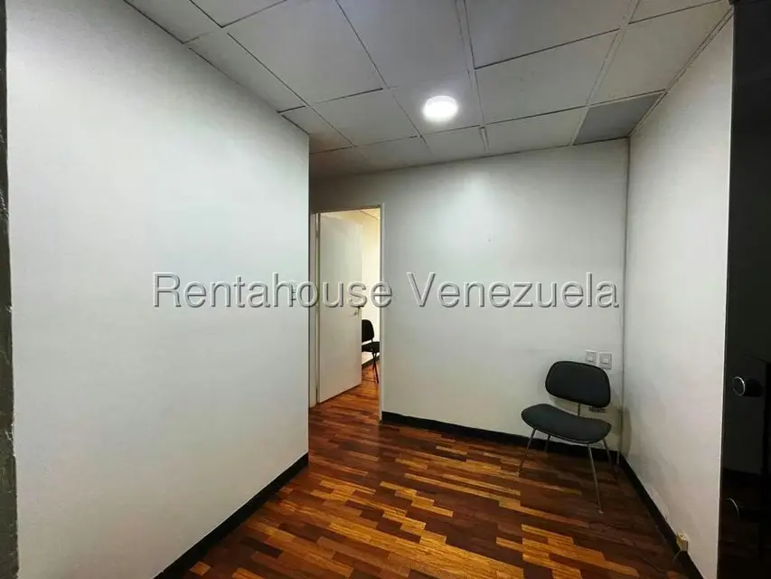 Oficina en Venta en Los Samanes, Distrito Metropolitano - 23