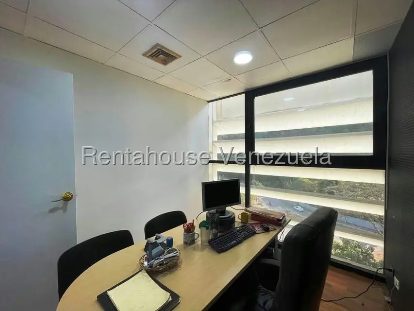 Oficina en Venta en Los Samanes, Distrito Metropolitano - 31