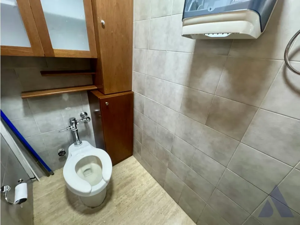 Se alquila oficina 64m2 El Rosal 9234 - 12