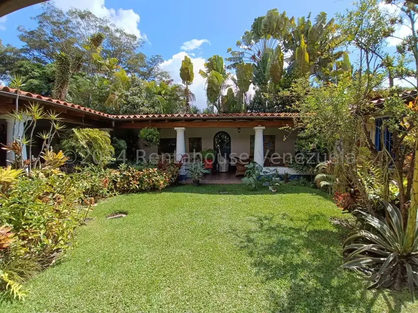 Casa (1 Nivel) en Venta en Los Chorros, Distrito Metropolitano - 11