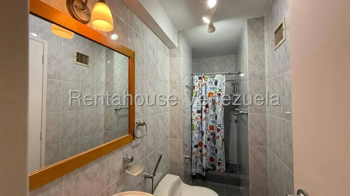 Apartamento (1 Nivel) en Alquiler en Santa Marta, Distrito Metropolitano - 11