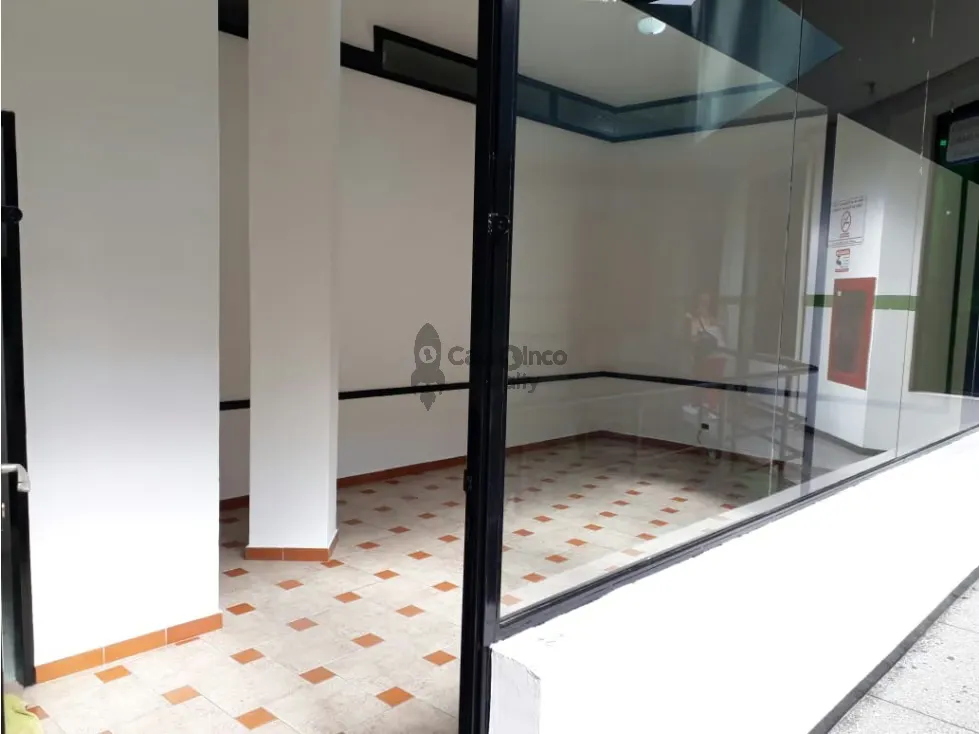 Local comercial listo para impulsar tu negocio TCL L 10197597