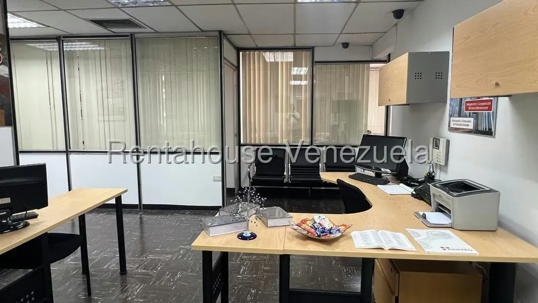 Oficina en Alquiler en Parroquia La Candelaria, Distrito Metropolitano - 4