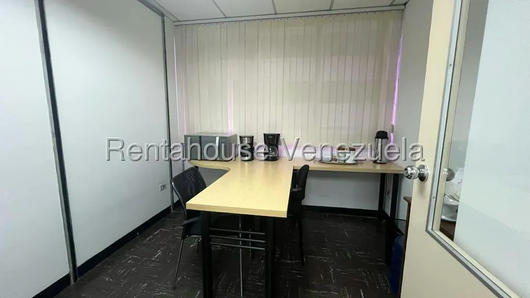 Oficina en Alquiler en Parroquia La Candelaria, Distrito Metropolitano - 8