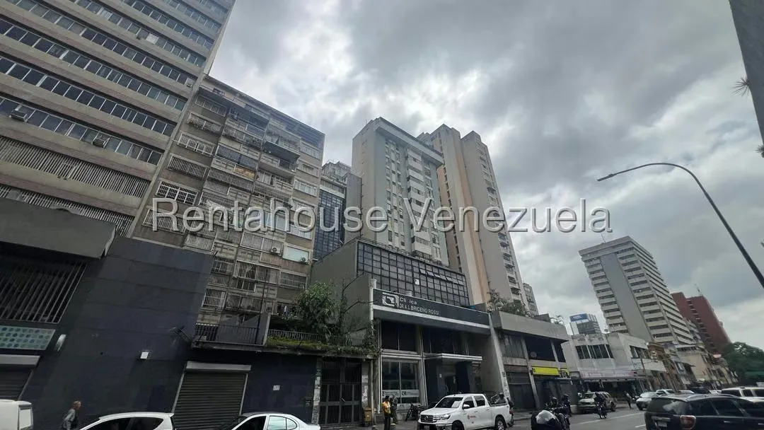 Oficina en Alquiler en Parroquia La Candelaria, Distrito Metropolitano - 10