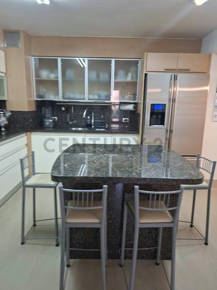 VENTA PH DUPLEX EN EDIF DE MUY POCOS PISOS TERRAZA CON VISTA AL AVILA - 10