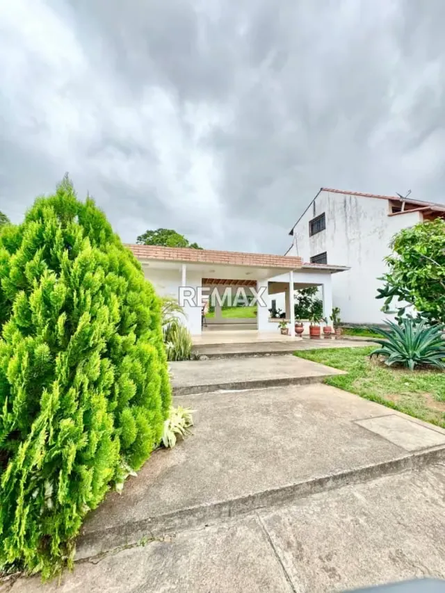 EN VENTA Casa de 3 niveles ubicada en la Urbanización Terrazas de la Castellana San Cristóbal estado Tachira - 17