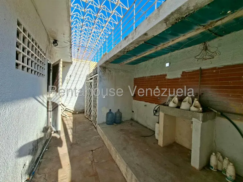 Casa (1 Nivel) en Venta en Monte Bello, Zulia - 35