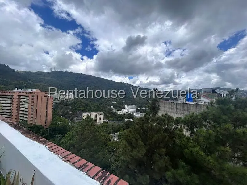 Apartamento (Duplex) en Venta en La Tahona, Distrito Metropolitano - 11