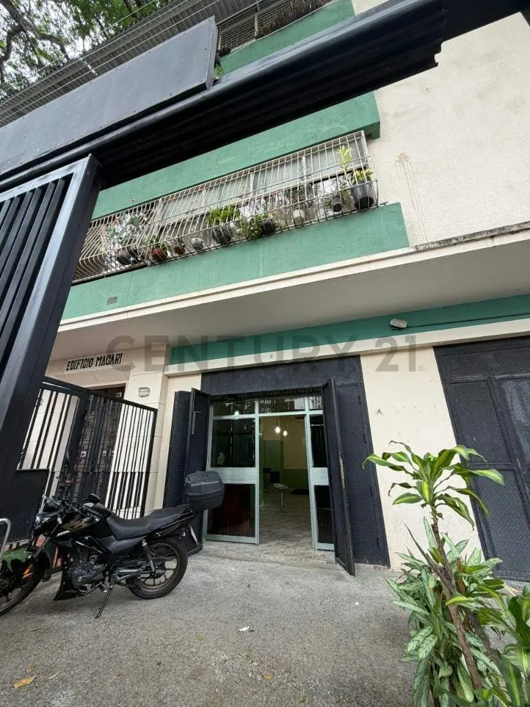 Local Comercial en alquiler pie de calle San bernardino 57mts2 - 2