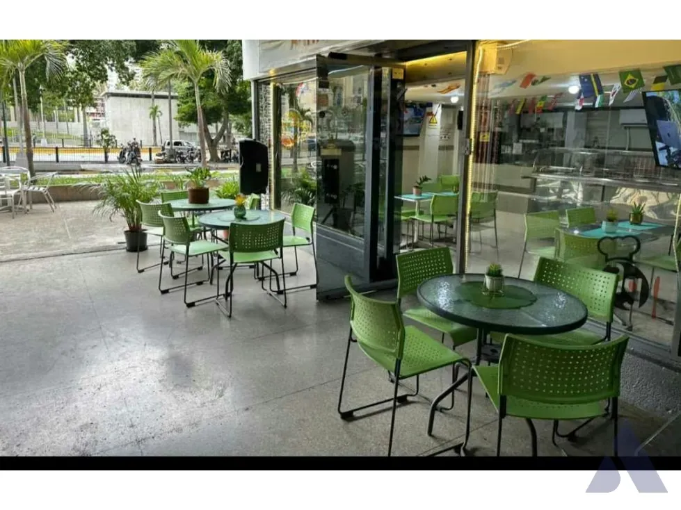 Vendo local/fondo restaurante 27m2 San Martin 8173