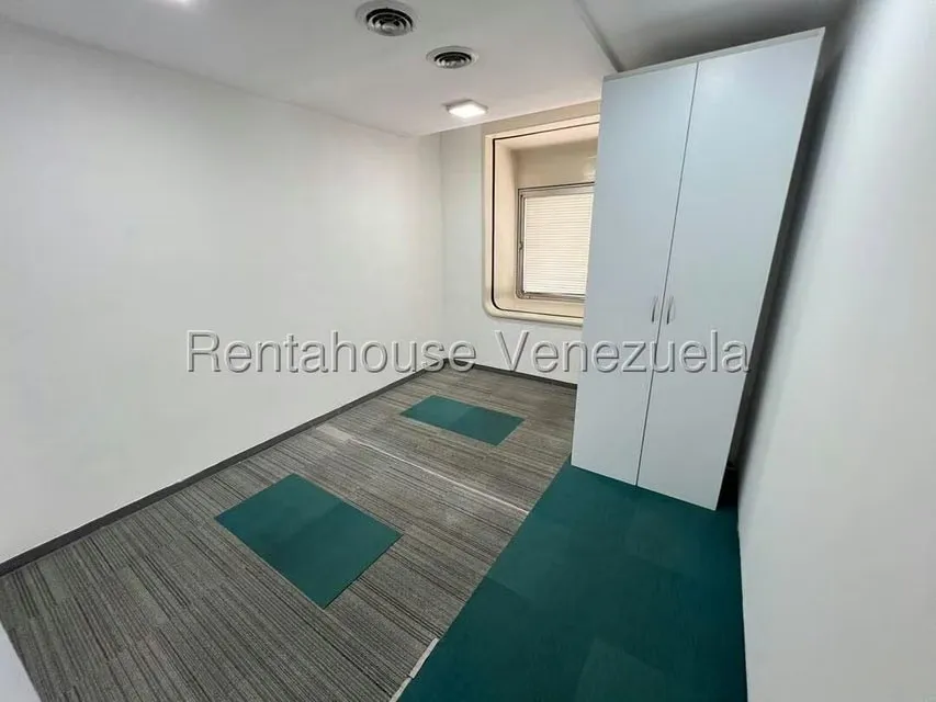 Oficina en Alquiler en El Recreo, Distrito Metropolitano - 10