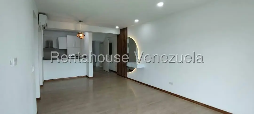 Apartamento (1 Nivel) en Venta en La Lagunita Country Club, Distrito Metropolitano - 4