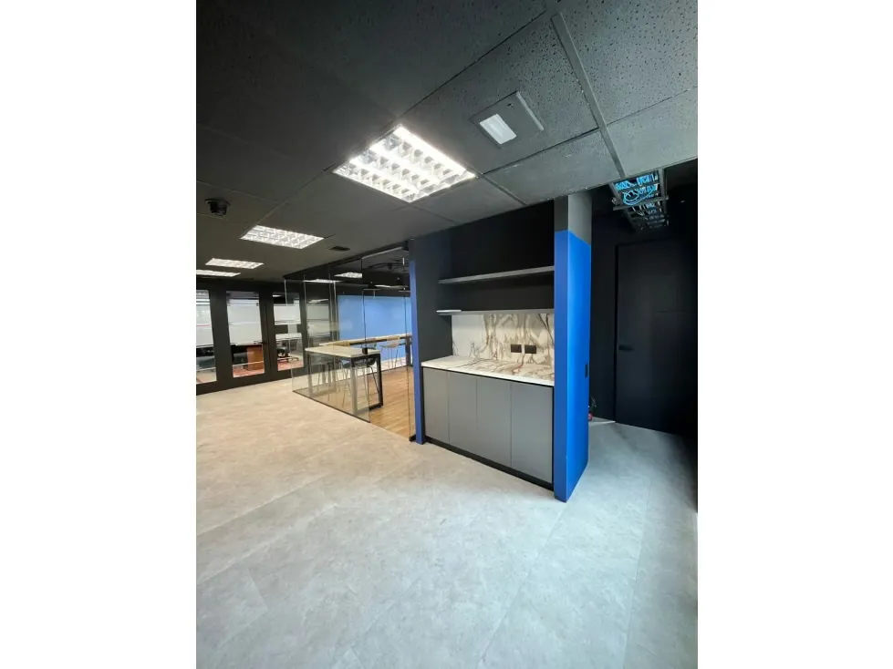 Se alquila oficina 330m2 La Castellana 2893 - 6