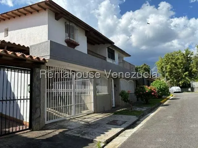 Casa (Duplex) en Venta en Macaracuay, Distrito Metropolitano