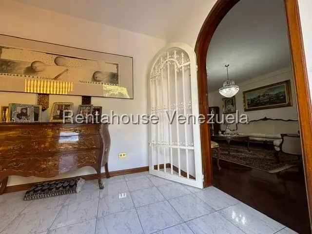 Casa (Duplex) en Venta en Macaracuay, Distrito Metropolitano - 4