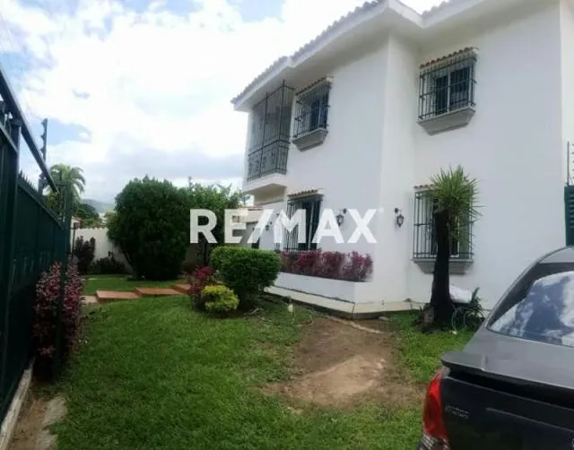 VENTA CASA USO COMERCIAL URBANIZACIÓN LA VIÑA VALENCIA