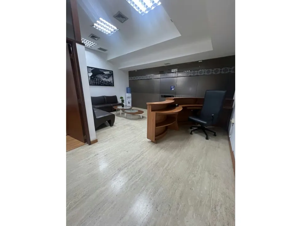VENTA DE LOCAL COMERCIAL EN PRADOS DEL ESTE