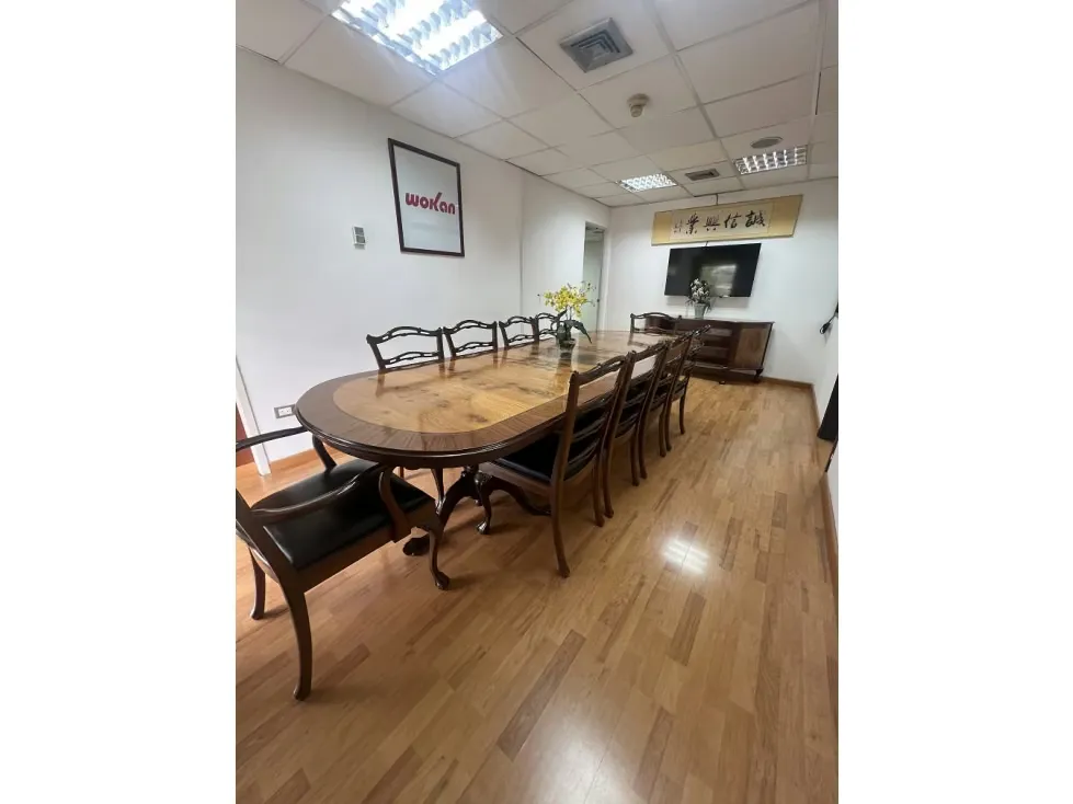 VENTA DE LOCAL COMERCIAL EN PRADOS DEL ESTE - 4