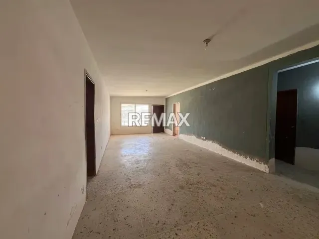Casa para remodelar en la Urbanización Monte Bello, zona norte. - 6