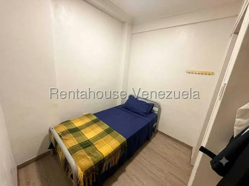 Apartamento (1 Nivel) en Alquiler en Colinas de Bello Monte, Distrito Metropolitano - 11