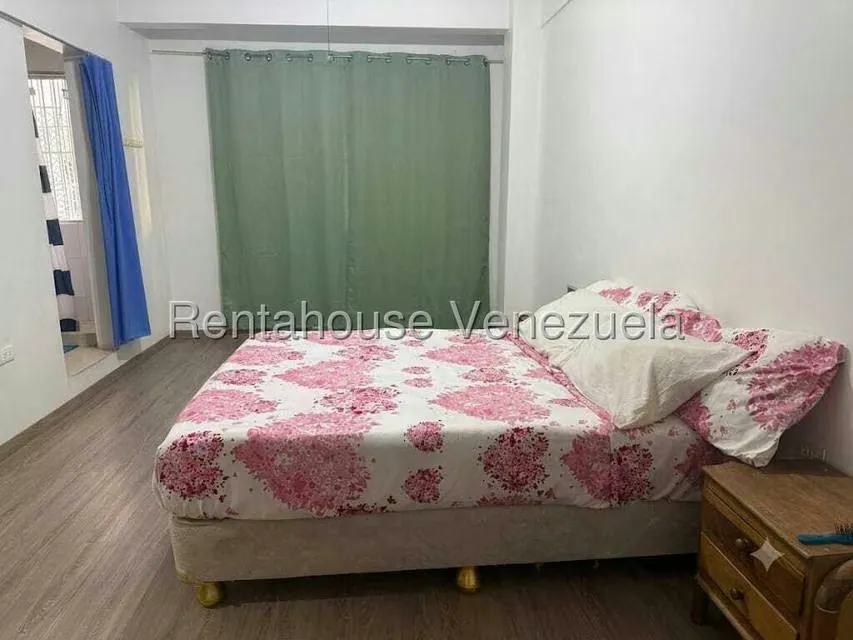 Apartamento (1 Nivel) en Alquiler en Colinas de Bello Monte, Distrito Metropolitano - 7