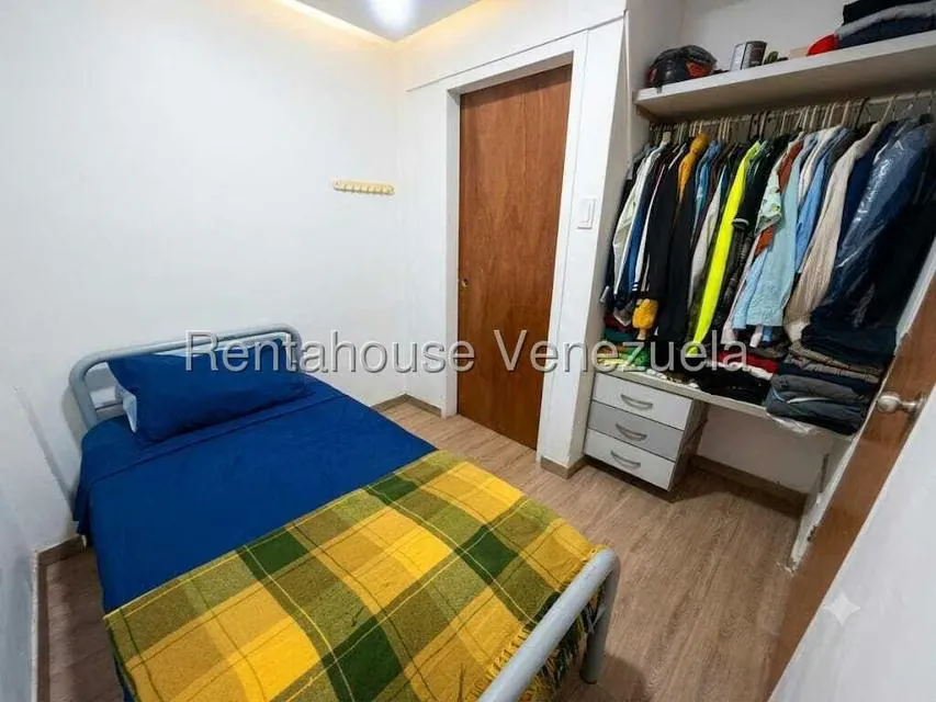 Apartamento (1 Nivel) en Alquiler en Colinas de Bello Monte, Distrito Metropolitano - 10