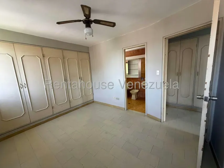 Apartamento (1 Nivel) en Venta en Los Caobos, Distrito Metropolitano - 11