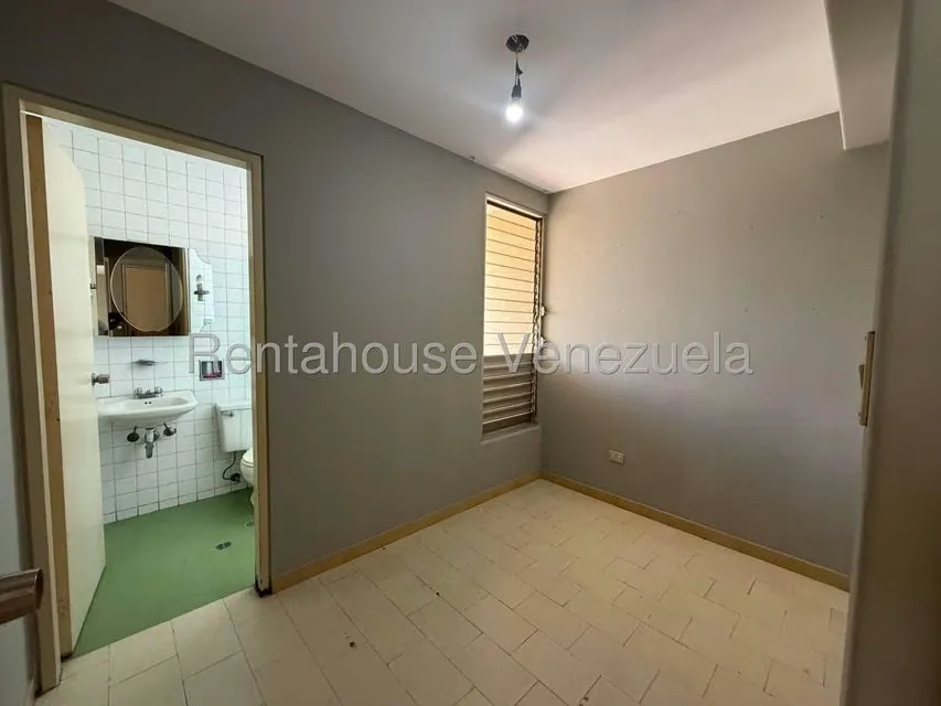 Apartamento (1 Nivel) en Venta en Los Caobos, Distrito Metropolitano - 26