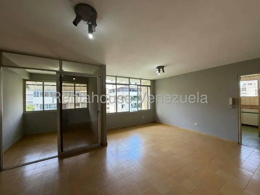 Apartamento (1 Nivel) en Venta en Los Caobos, Distrito Metropolitano - 4