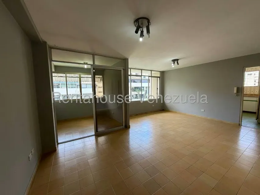 Apartamento (1 Nivel) en Venta en Los Caobos, Distrito Metropolitano - 6