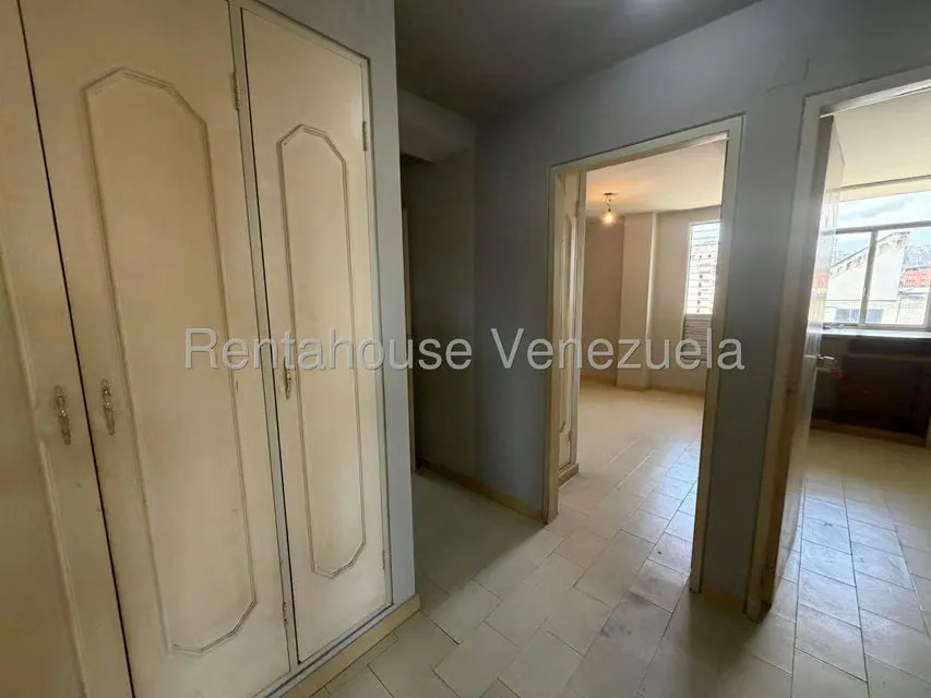 Apartamento (1 Nivel) en Venta en Los Caobos, Distrito Metropolitano - 9