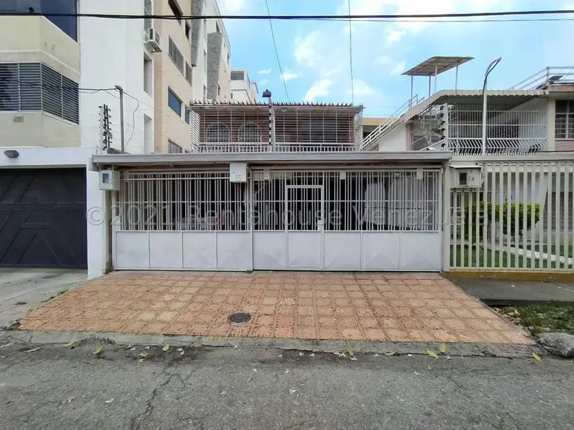 Casa (Duplex) en Venta en La Soledad, Aragua