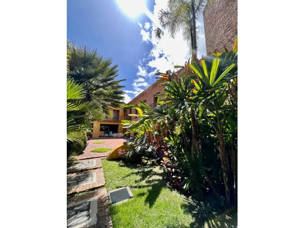 Se vende casa 27000m² (T) 9h/9b/12e La Trinidad (Sector La Granjeria) - 6